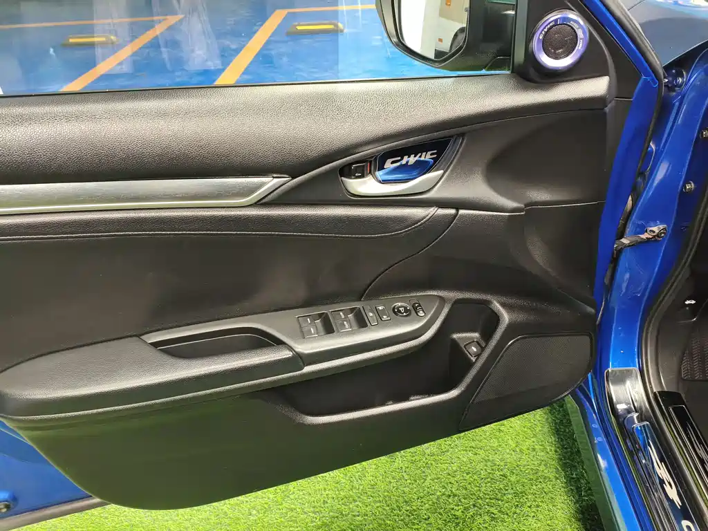 Civic 2016 220TURBO CVT Prestige Edition