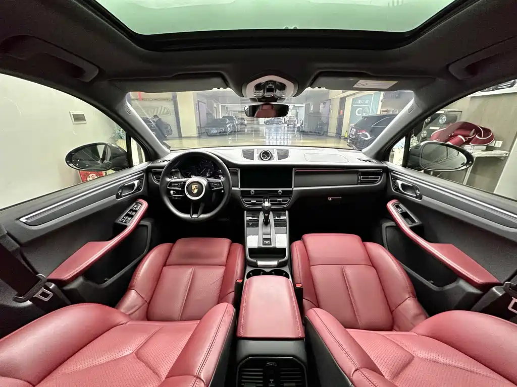 Macan 2022 2.0T