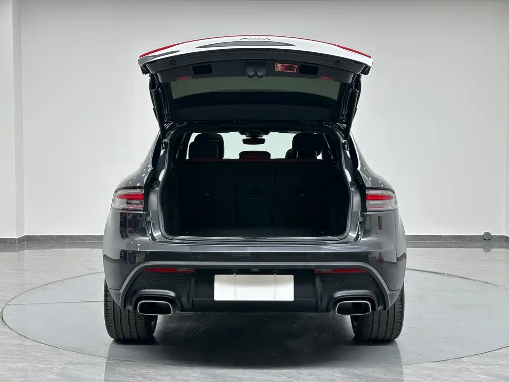 Macan 2022 2.0T