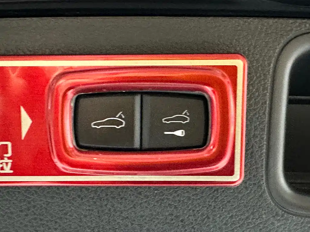 Macan 2022 2.0T
