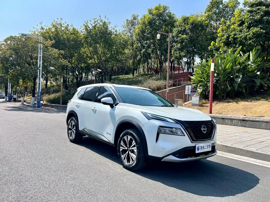 Qashqai 2023 e-POWER Hyper Hybrid Dual Motor 4WD Luxury Edition
