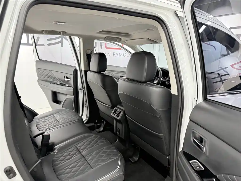 Outlander 2020 2.4L 4WD Premium 5-seat