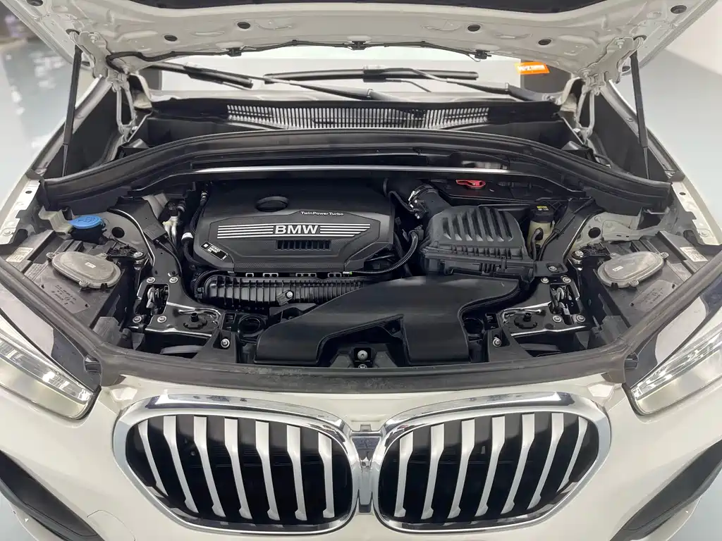 BMW X1 2021 sDrive25Li Leading Edition