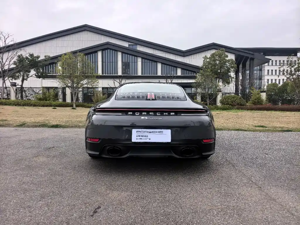 Porsche 911 2025 Carrera 3.0T