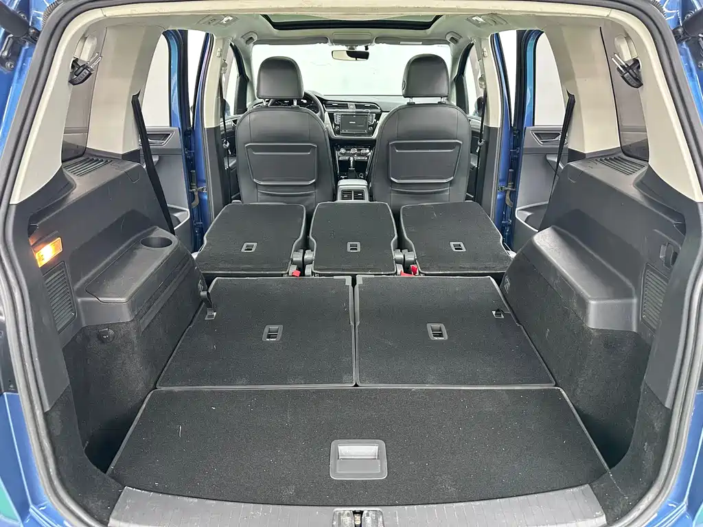 Tuanan 2018 7-seat Luxury Edition 280TSI DSG