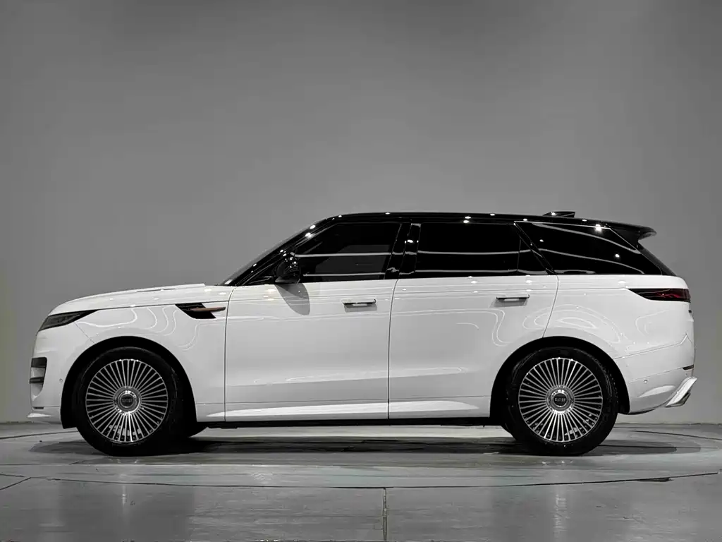 Range Rover Sport 2023 400PS Dynamic SE