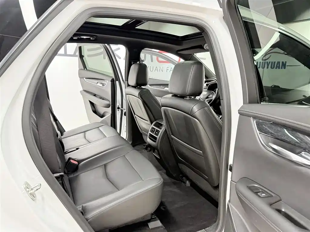 Cadillac XT5 2021 2.0T Two-Wheel Drive Luxury Edition