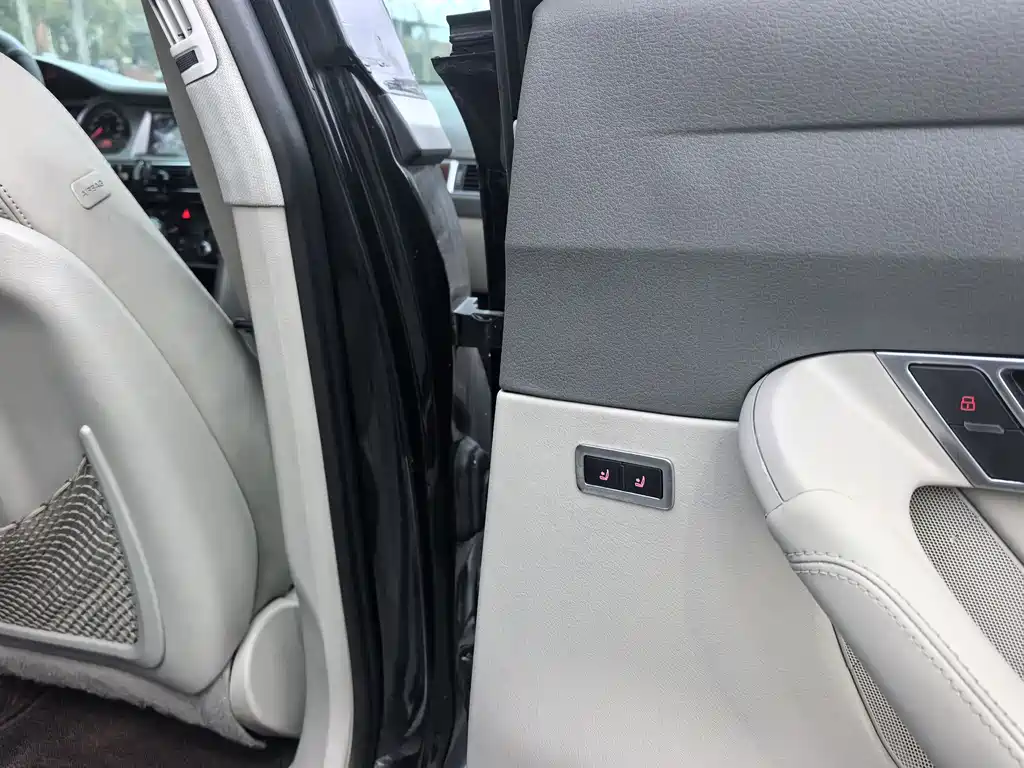 Audi A6L 2011 3.0 TFSI quattro Luxury Edition