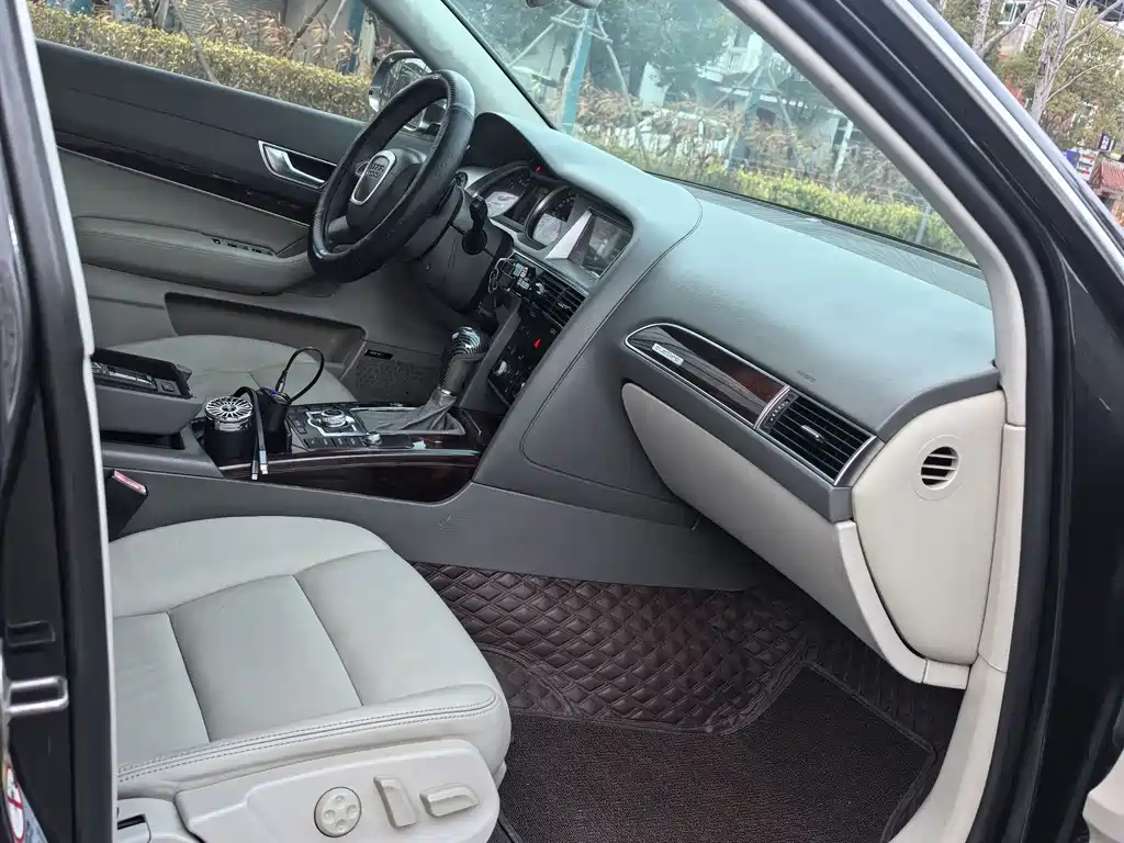 Audi A6L 2011 3.0 TFSI quattro Luxury Edition