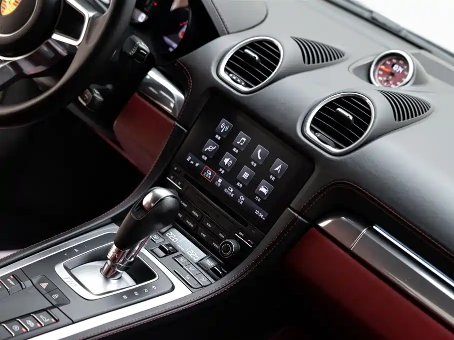 Porsche 718 Cayman 2.0T 2022 Model