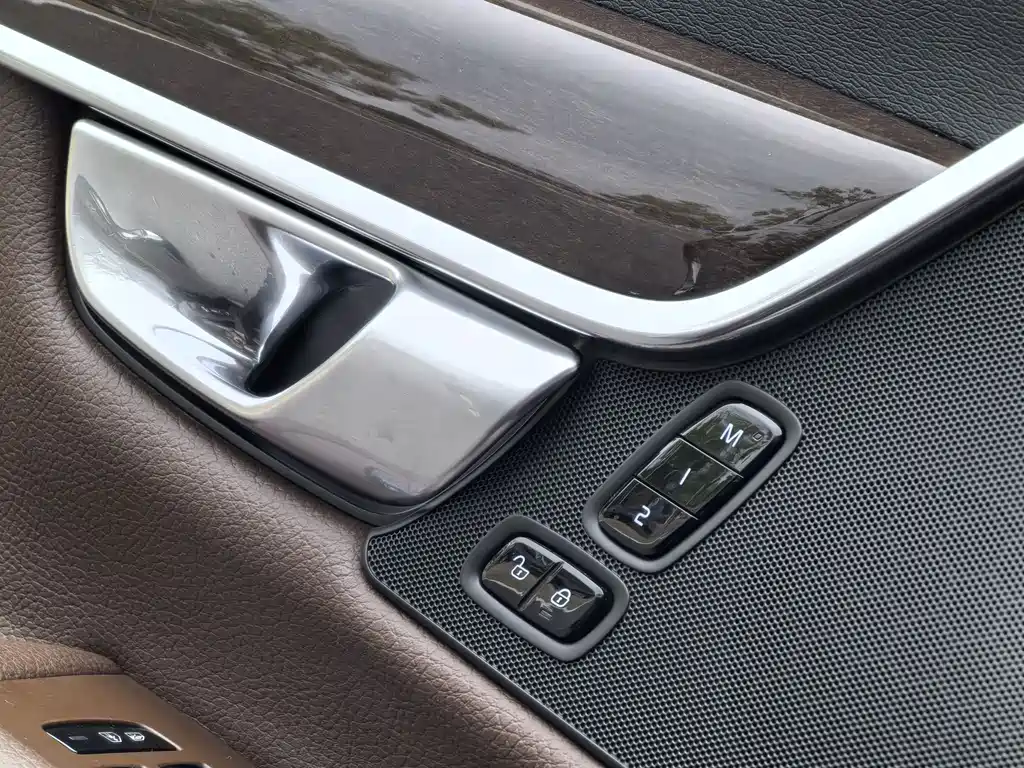 Volvo S90 2017 T4 Smart Edition