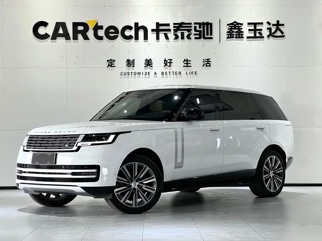 Range Rover 2024 Model 3.0 L6 400PS Classic Extended Edition