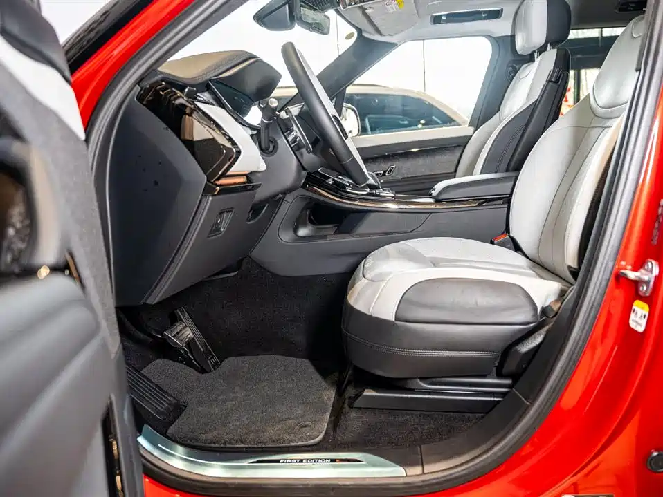 Range Rover Sport P510e Plug-in Hybrid First Edition 2023