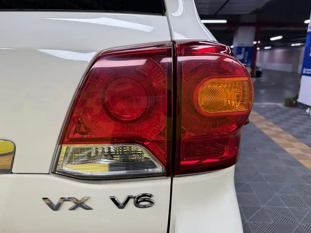 Land Cruiser 2012 4.0L Automatic VX