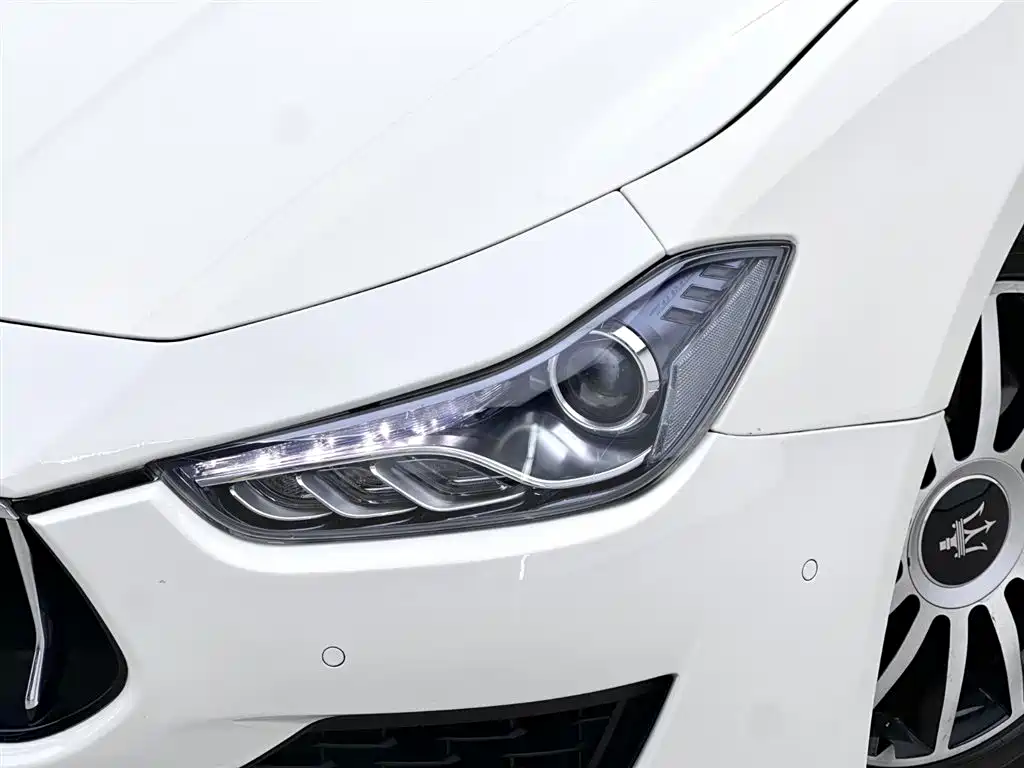 Ghibli 2018 3.0T Standard Edition