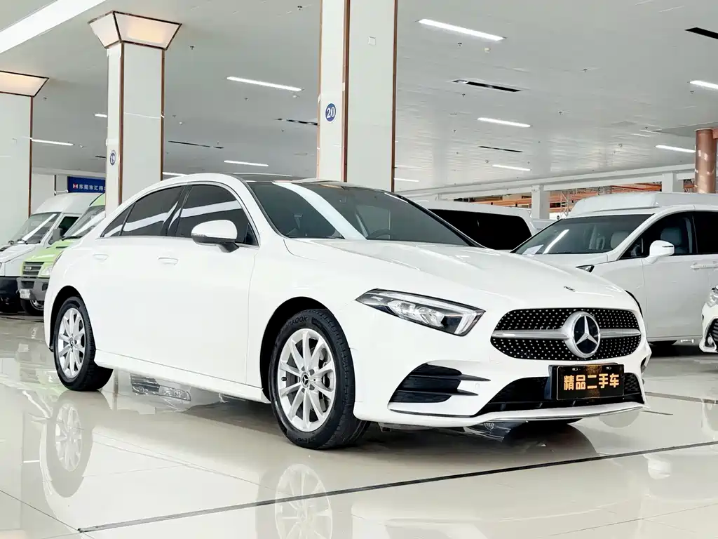 Mercedes-Benz A-Class 2022 A 200 L Sport Coupe Fashion Edition