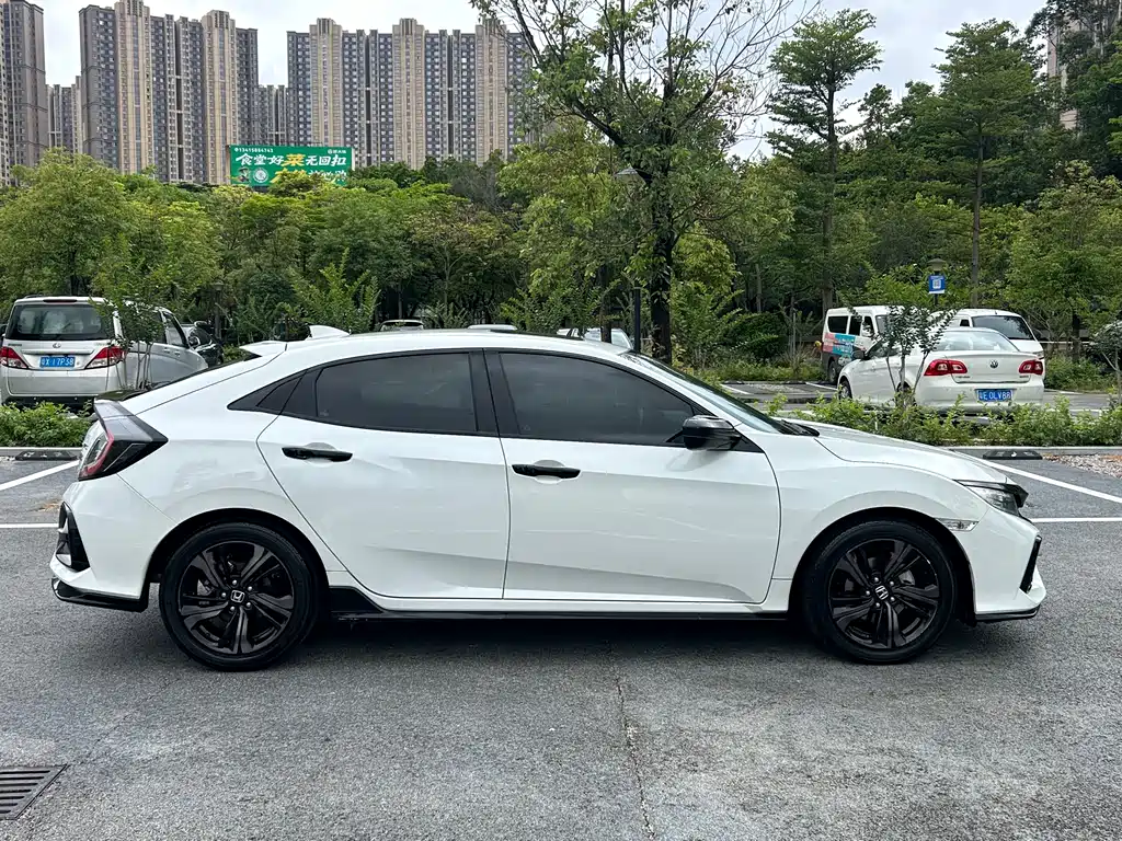 Civic 2021 Hatchback 220TURBO CVT ChaoKuKong