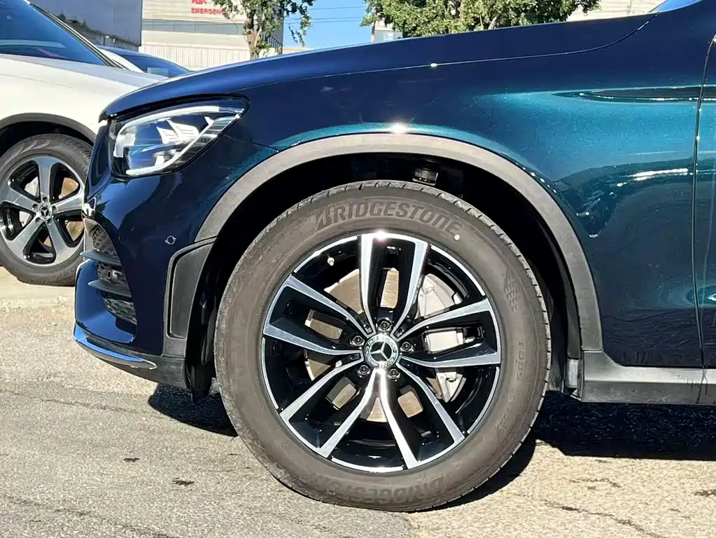 Mercedes-Benz GLC 2022 Facelift 260 L 4MATIC Luxury Edition