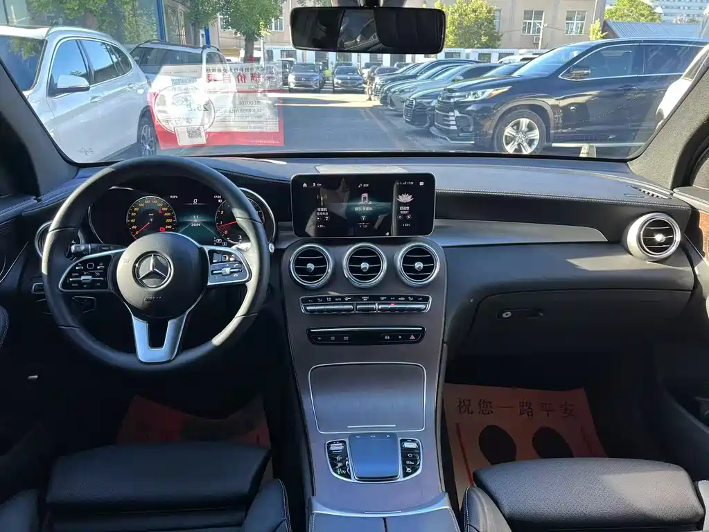 Mercedes-Benz GLC 2022 Facelift 260 L 4MATIC Luxury Edition