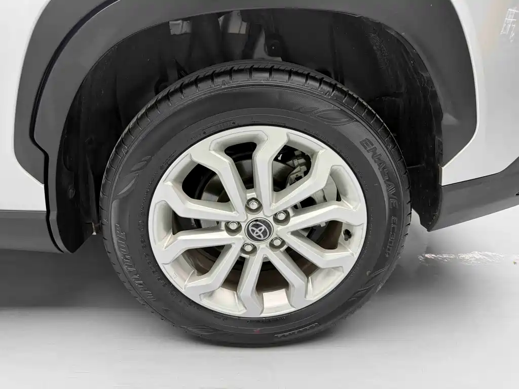2024 FAW Land Cruiser 2.0L Hybrid Leading Edition