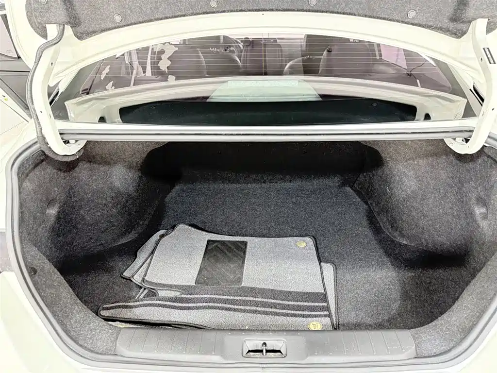 Sentra 2020款 改款 1.6L XL CVT Enjoyment Edition