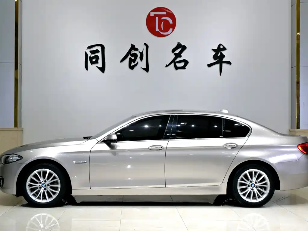 BMW 5 Series 2014 model 525Li Luxury Design Package