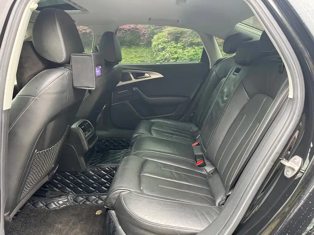 Audi A6L 2018 30th Anniversary Edition TFSI Sport Line