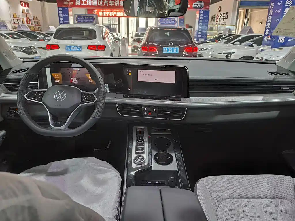 揽巡 2025 380TSI 4x4 R-Line Touring ZHONGXING