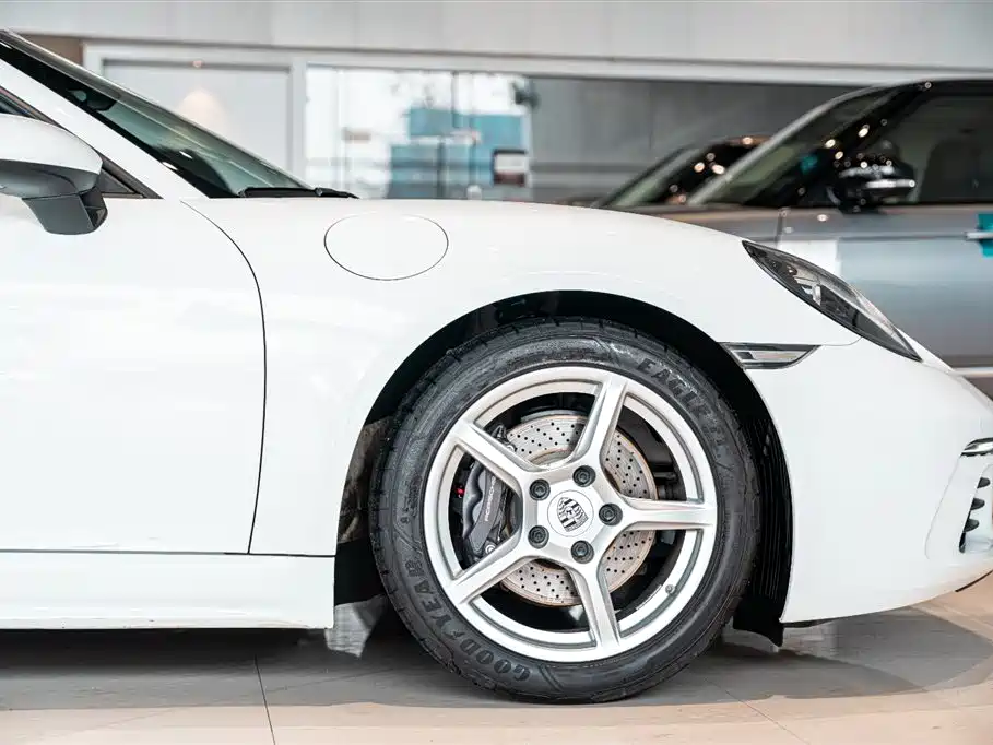 Porsche 718 Boxster 2.0T 2022 Model