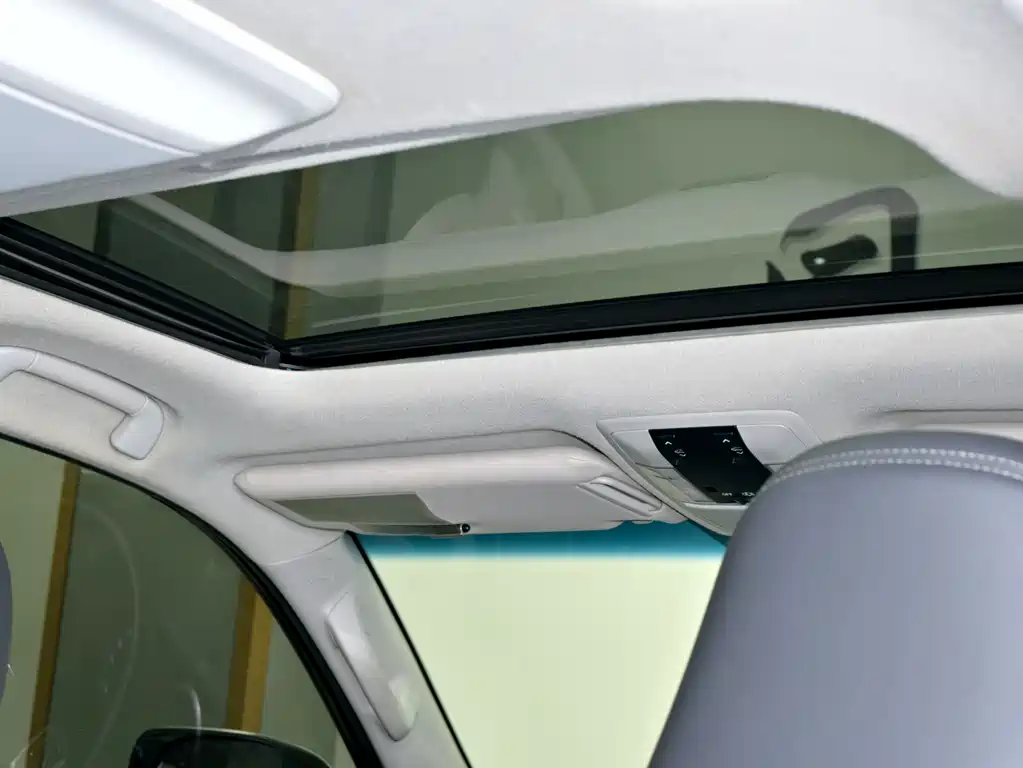 Prado 2016 3.5L Automatic TX-L NAVI