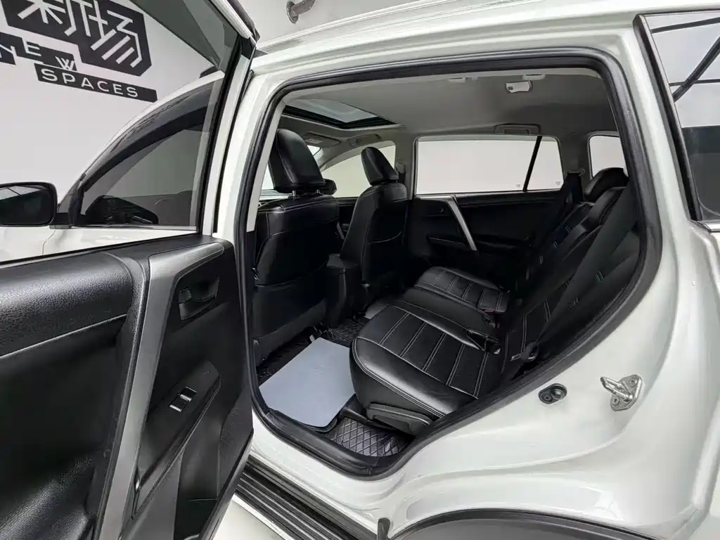 RAV4 2016 2.0L CVT FWD Style Edition National V