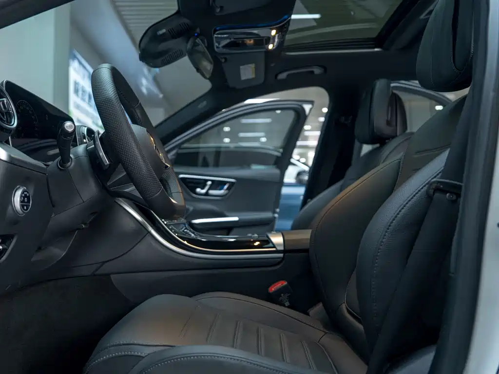 Mercedes-Benz C-Class 2025 C 200 L Sport Edition