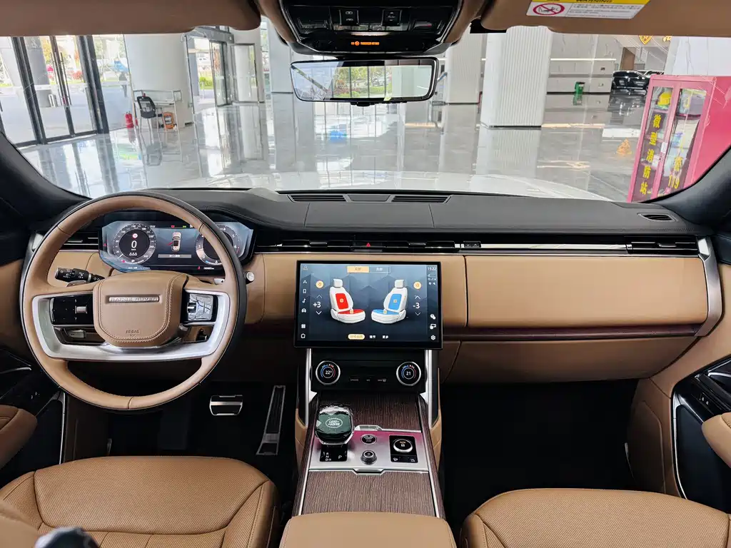 Range Rover 2023 3.0 L6 400PS Creation Extended Edition