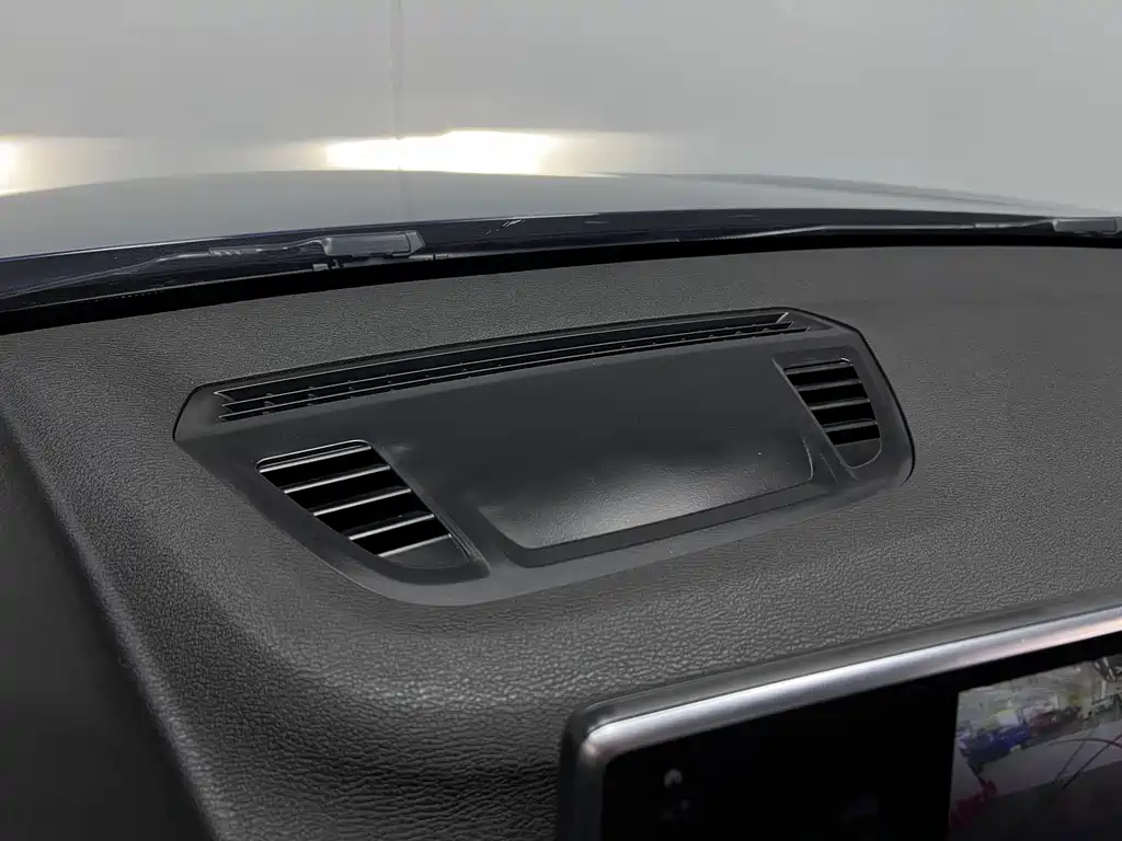 BMW X1 2020 sDrive20Li Fashion Edition