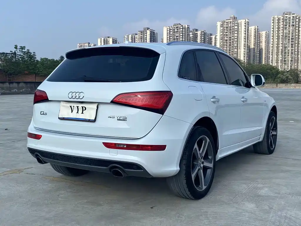Audi Q5 (Import) 2013 model 45 TFSI quattro Sport