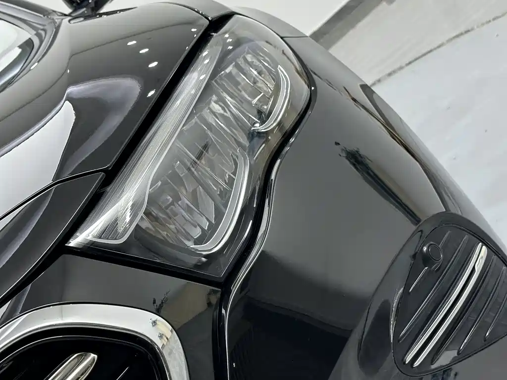 Mercedes-Benz E-Class 2025 E 300 L Fashion Edition