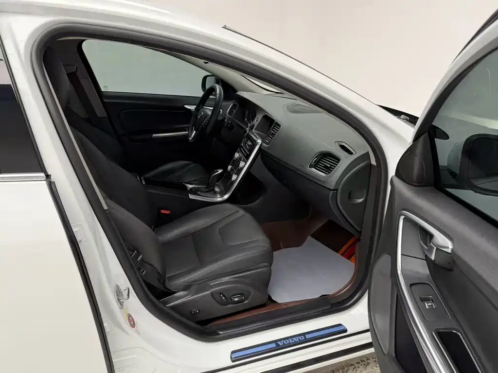 Volvo S60 2019 S60L T3 Smart Progress Edition