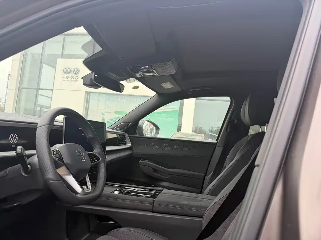 Tongyi Qianwen 2025 model Tongyi Qianwen Pro 450TSI four-wheel drive Dengfeng edition