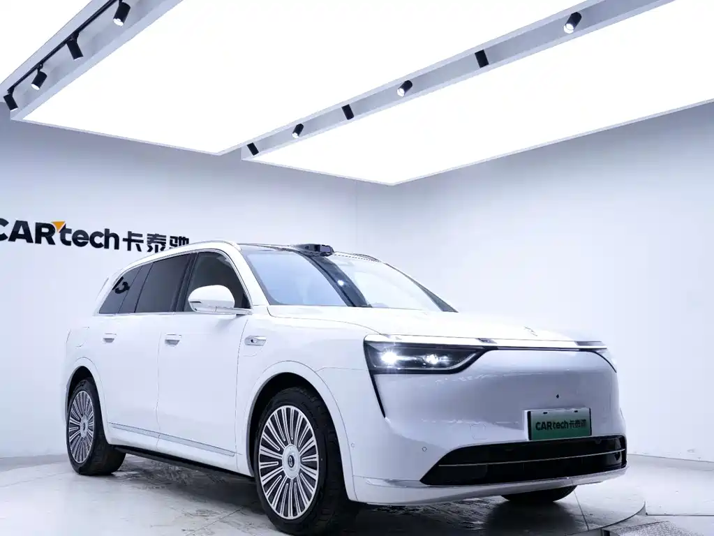 SUV M8 2025 Edition Range-Extended Ultra Version 53.4kWh 5-Seat Version (192-line LiDAR)