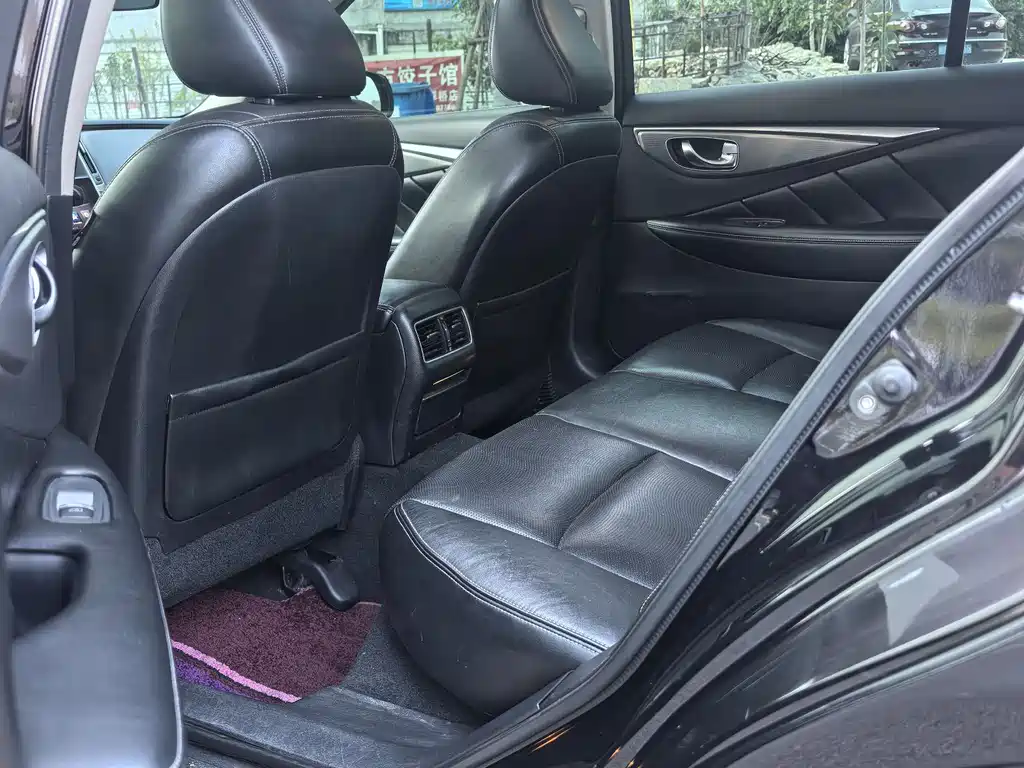 Infiniti Q50L 2016 Edition 2.0T Enjoyment Version