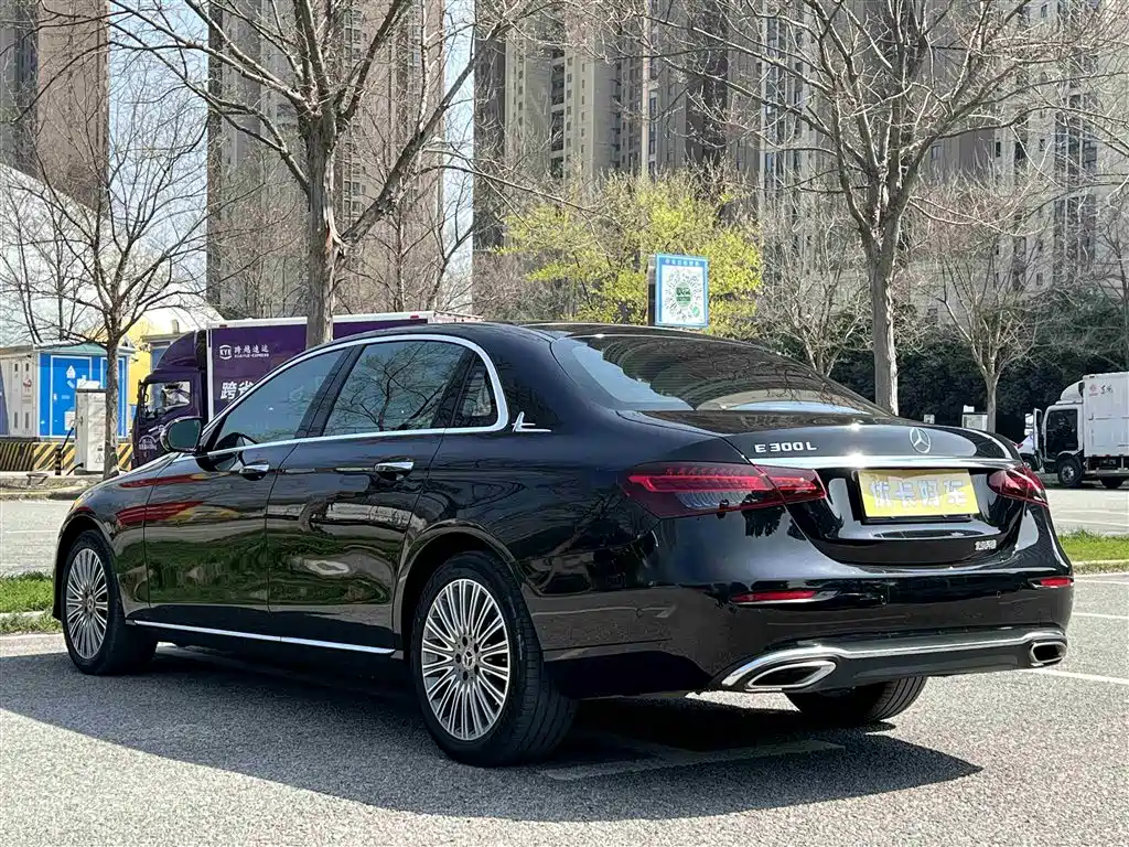 Mercedes-Benz E-Class 2021 E 300 L Fashion Edition