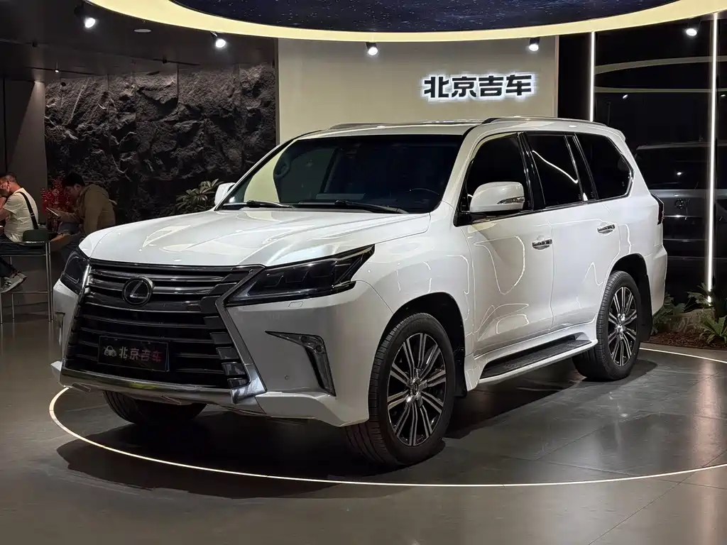 Lexus LX 2017 570 Luxury Edition