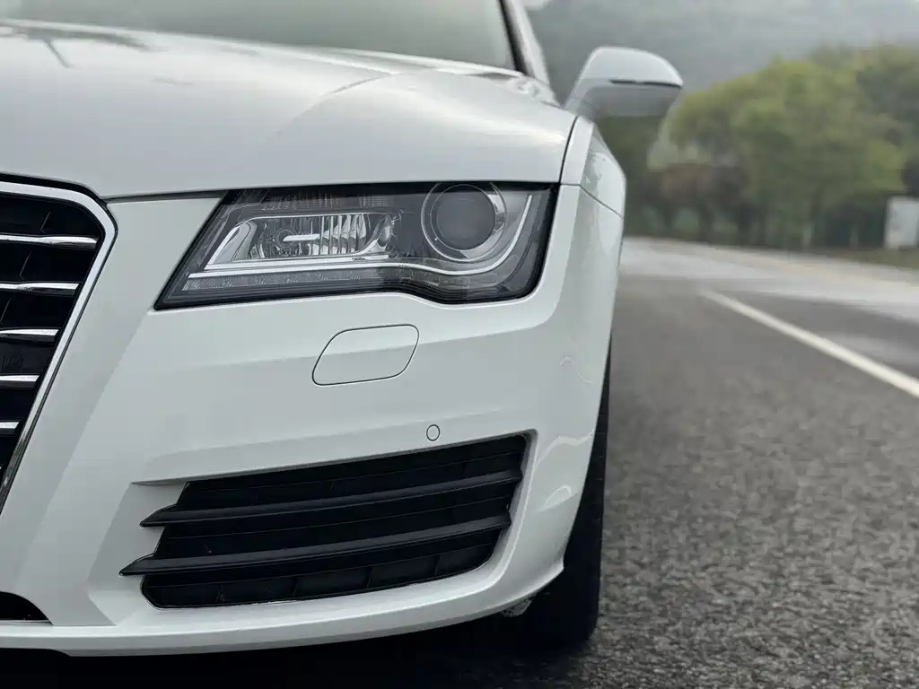 Audi A7 2014 model 35 FSI quattro Tech Line