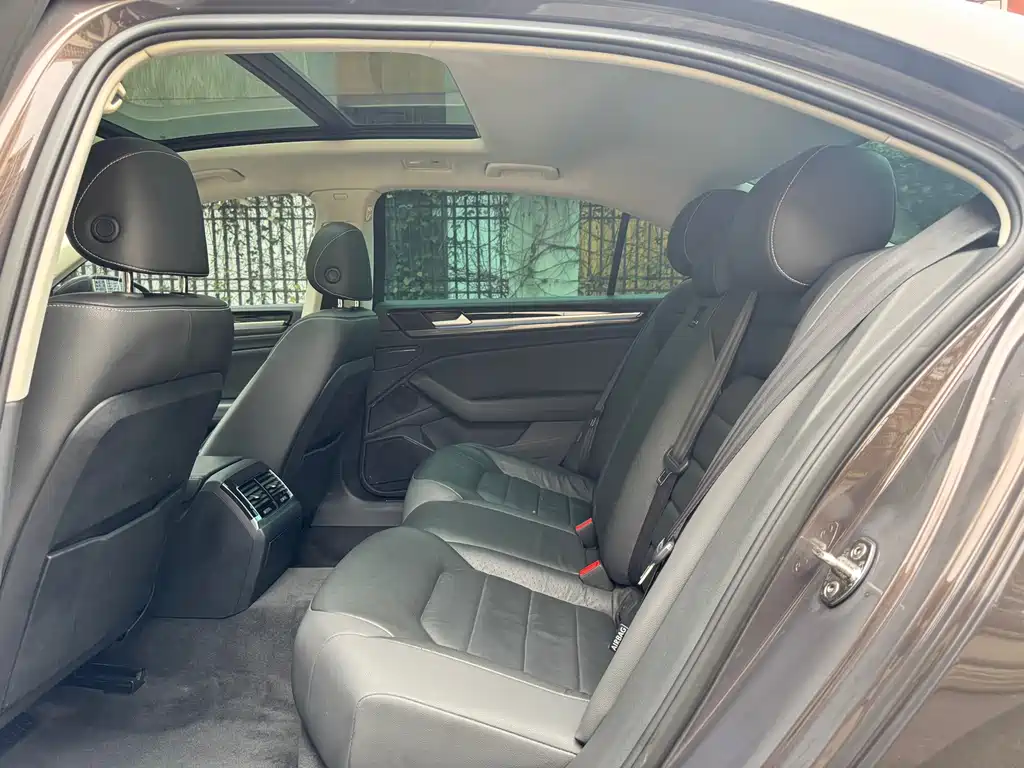 Huayang 2018 Model 380TSI Two-Wheel Drive Business Edition