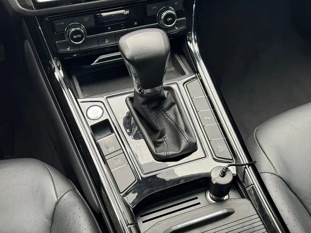 Huayang 2018 Model 380TSI Two-Wheel Drive Business Edition
