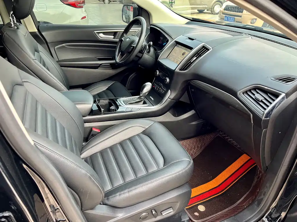 Ford Edge 2018 EcoBoost 245 2WD Luxury 7-seater National VI