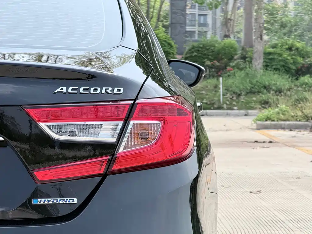 Accord 2018 Hybrid 2.0L Sharp Lead Edition National VI