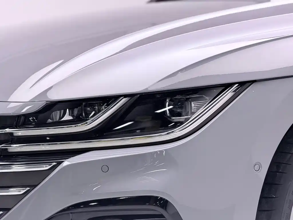 2021 Volkswagen Passat 380 TSI Eye Catching Edition
