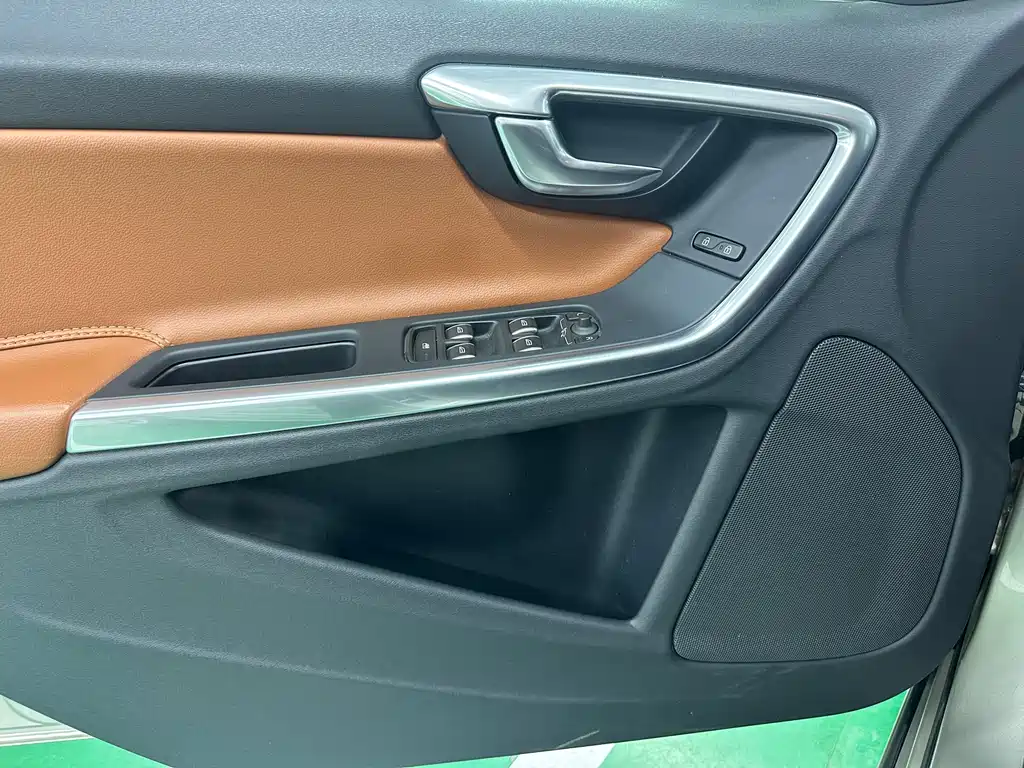 Volvo S60 2017 S60L T5 Smart Drive Edition