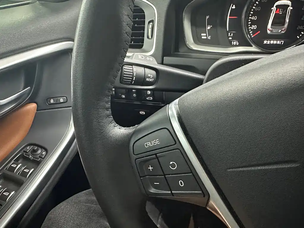 Volvo S60 2017 S60L T5 Smart Drive Edition
